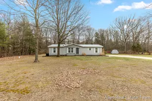 11908 128th Ave, Grand Haven, MI 49417 - Photo 1