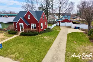 186 W 27th St, Holland, MI 49423 - Photo 1