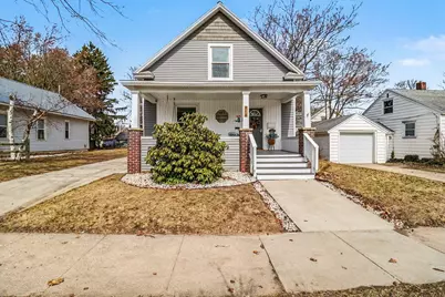 819 E Loomis Street, Ludington, MI 49431 - Photo 1