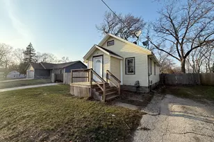 1540 James Ave, Muskegon, MI 49442 - Photo 1