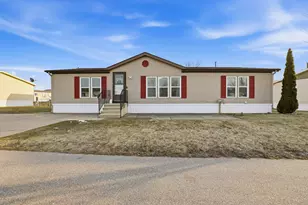 8592 Gleaner Ct, Zeeland, MI 49464 - Photo 1