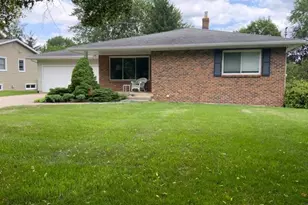 2238 Edgewood Ave SE, Grand Rapids, MI 49546 - Photo 1