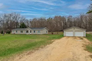 18242 32nd St, Gobles, MI 49055 - Photo 1