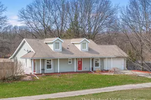 14193 108th Ave, Grand Haven, MI 49417 - Photo 1