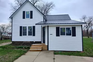 509 N Walker St, Bronson, MI 49028 - Photo 1
