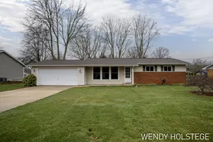 306 N 145th Ave, Holland, MI 49424 - Photo 1