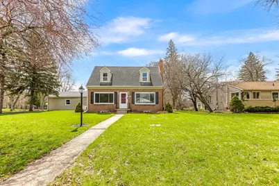 320 River Street, Hillsdale, MI 49242 - Photo 1