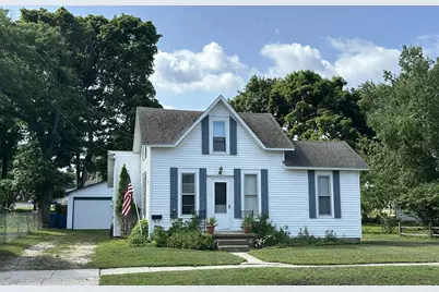 315 4th Avenue, Manistee, MI 49660 - Photo 1