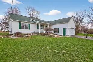11085 Somerset Rd, Cement City, MI 49233 - Photo 1