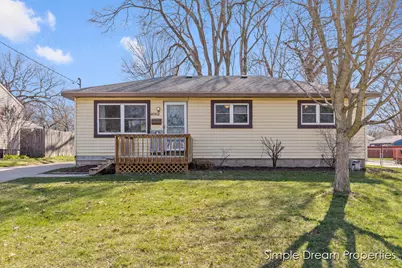 4062 Oriole Avenue SW, Wyoming, MI 49509 - Photo 1