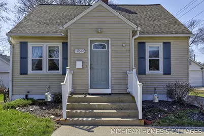 736 Lincoln Avenue, Holland, MI 49423 - Photo 1