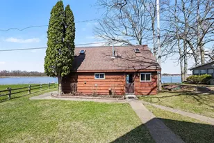 8945 Mott Dr, Jackson, MI 49201 - Photo 1