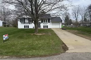 1648 Foye Dr, Jackson, MI 49203 - Photo 1
