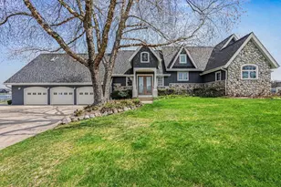 459 Treasure Island Dr, Mattawan, MI 49071 - Photo 1