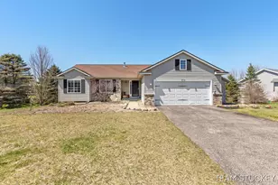 6336 Thornapple Valley Dr, Hastings, MI 49058 - Photo 1