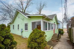 365 Lakeshore Dr, South Haven, MI 49090 - Photo 1