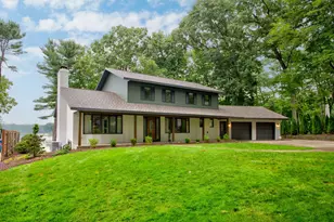 19094 Walden Dr, Spring Lake, MI 49456 - Photo 1