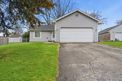 215 3rd Street, Fenton, MI 48430 - Photo 1