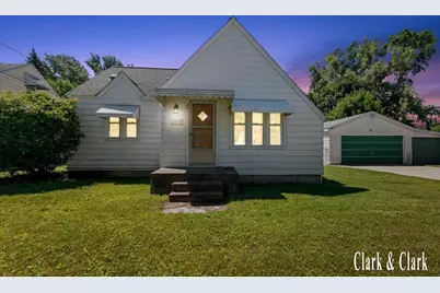 40 41st Street SW, Grand Rapids, MI 49548 - Photo 1