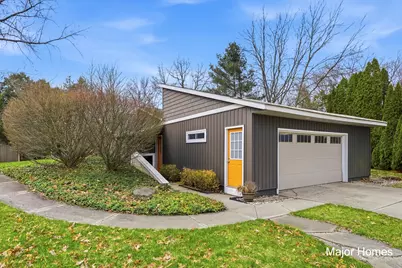 7500 Cascade Road SE, Grand Rapids, MI 49546 - Photo 1