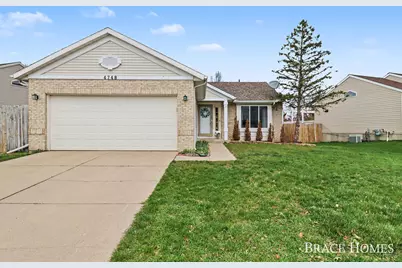 4748 Meadow Lake Drive SE, Kentwood, MI 49512 - Photo 1