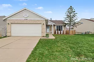 4748 Meadow Lake Dr SE, Kentwood, MI 49512 - Photo 1