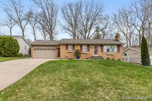 5520 Greenboro Dr SE, Grand Rapids, MI 49508 - Photo 1