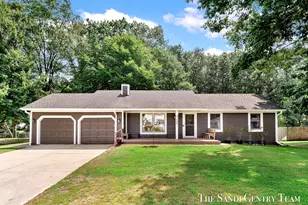 17908 Shore Acres Rd, Grand Haven, MI 49417 - Photo 1