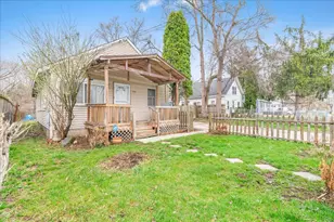 4924 Pleasant Grove Rd, Lansing, MI 48910 - Photo 1