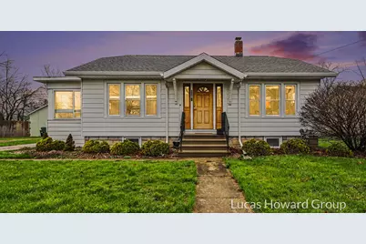 116 N Douglas Avenue, Three Rivers, MI 49093 - Photo 1