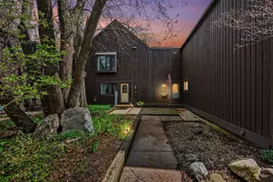 242 Dunbarton Ct, Kalamazoo, MI 49006 - Photo 1