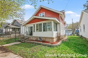 1030 Garfield Ave NW, Grand Rapids, MI 49504 - Photo 1