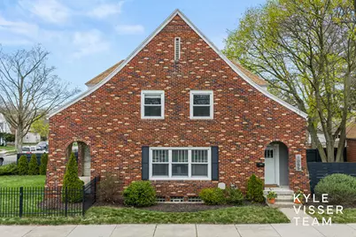 1055 Benjamin Avenue SE, Grand Rapids, MI 49506 - Photo 1