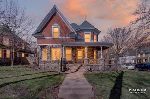 435 Ethel Ave SE, Grand Rapids, MI 49506 - Photo 1