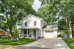 82 Euclid St, South Haven, MI 49090 - Photo 1