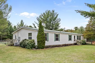 4584 E Valeries Way Street, Newaygo, MI 49337 - Photo 1