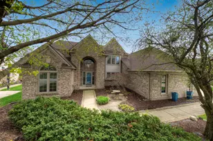 48135 Covington Ct, Canton, MI 48187 - Photo 1