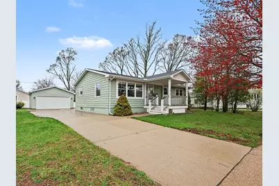 1015 S Griffin Street, Grand Haven, MI 49417 - Photo 1