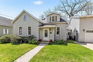 512 Lagrange St, South Haven, MI 49090 - Photo 1