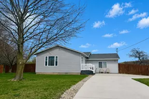 1422 E Chauvez Rd, Scottville, MI 49454 - Photo 1