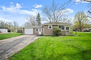 10517 Mary Ann St, Zeeland, MI 49464 - Photo 1