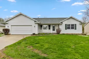 655 Birkdale Ct, Coopersville, MI 49404 - Photo 1