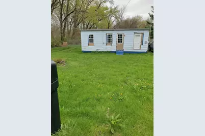 1560 Highland Avenue, Benton Harbor, MI 49022 - Photo 1