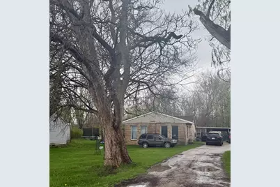 898 Sumpter Road, Belleville, MI 48111 - Photo 1