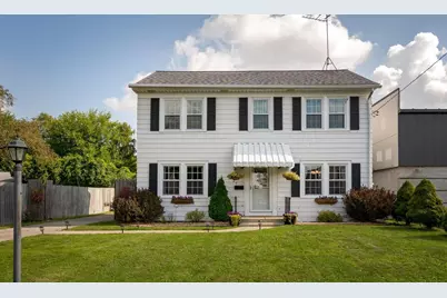 627 Marywood Drive NE, Grand Rapids, MI 49505 - Photo 1
