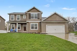 202 E Thorn Hill Ct, Hastings, MI 49058 - Photo 1