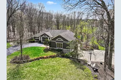 3950 Canyon Creek Drive SW, Grand Rapids, MI 49534 - Photo 1