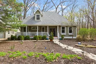 18567 Chase Ln, New Buffalo, MI 49117 - Photo 1