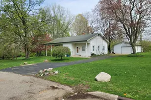 205 Sassafrass St, Coloma, MI 49038 - Photo 1