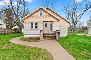 90 Rippon Ave, Hillsdale, MI 49242 - Photo 1